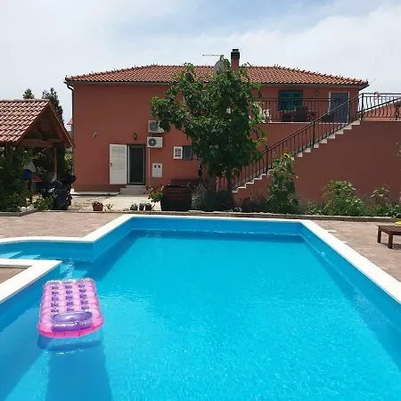 Apartment Apartment Smilje Sibenik