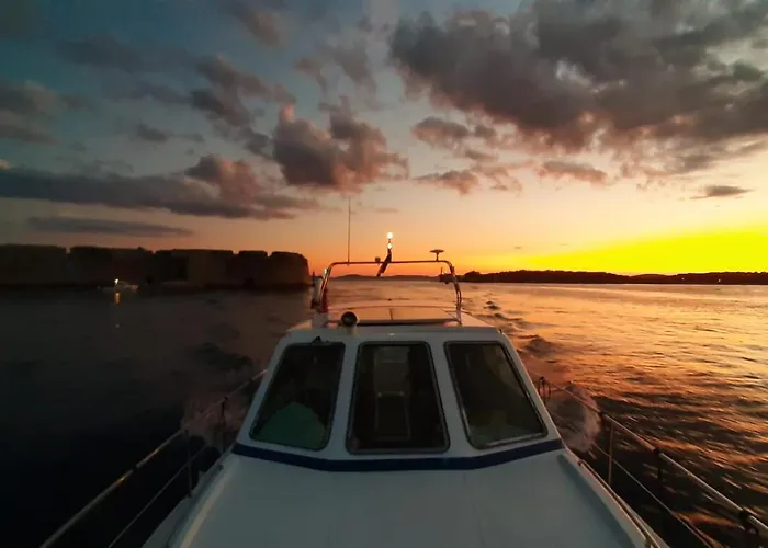 Apartment Smilje * Sibenik